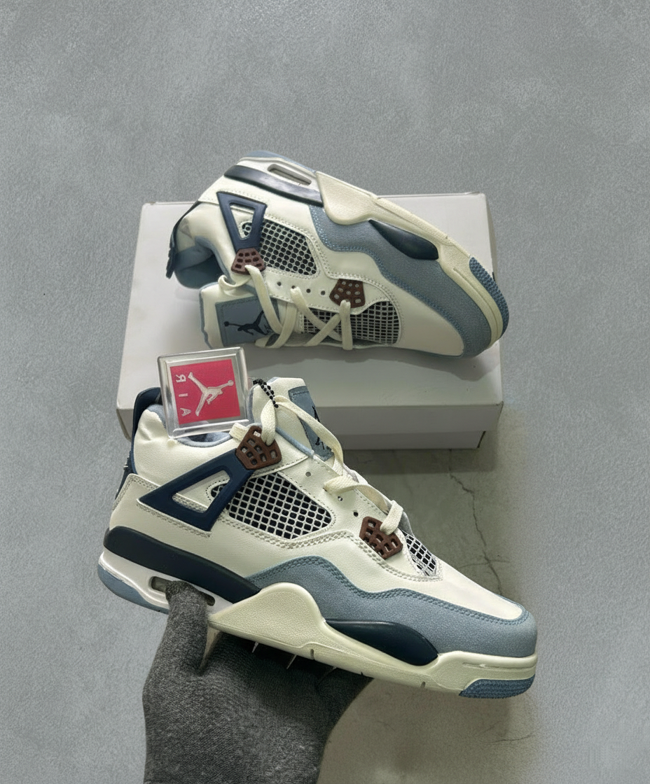 Air Jordan 4 Retro SE