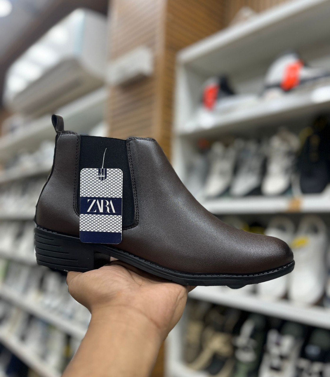 Zara Men's Black Smooth Chelsea Boots - Formal