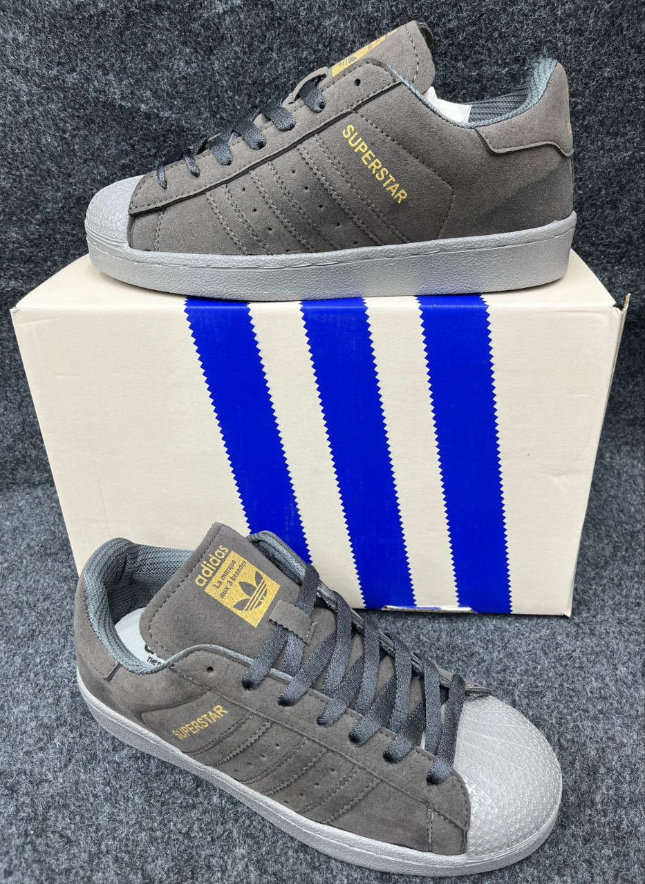Adidas Superstar Sneakers Suede