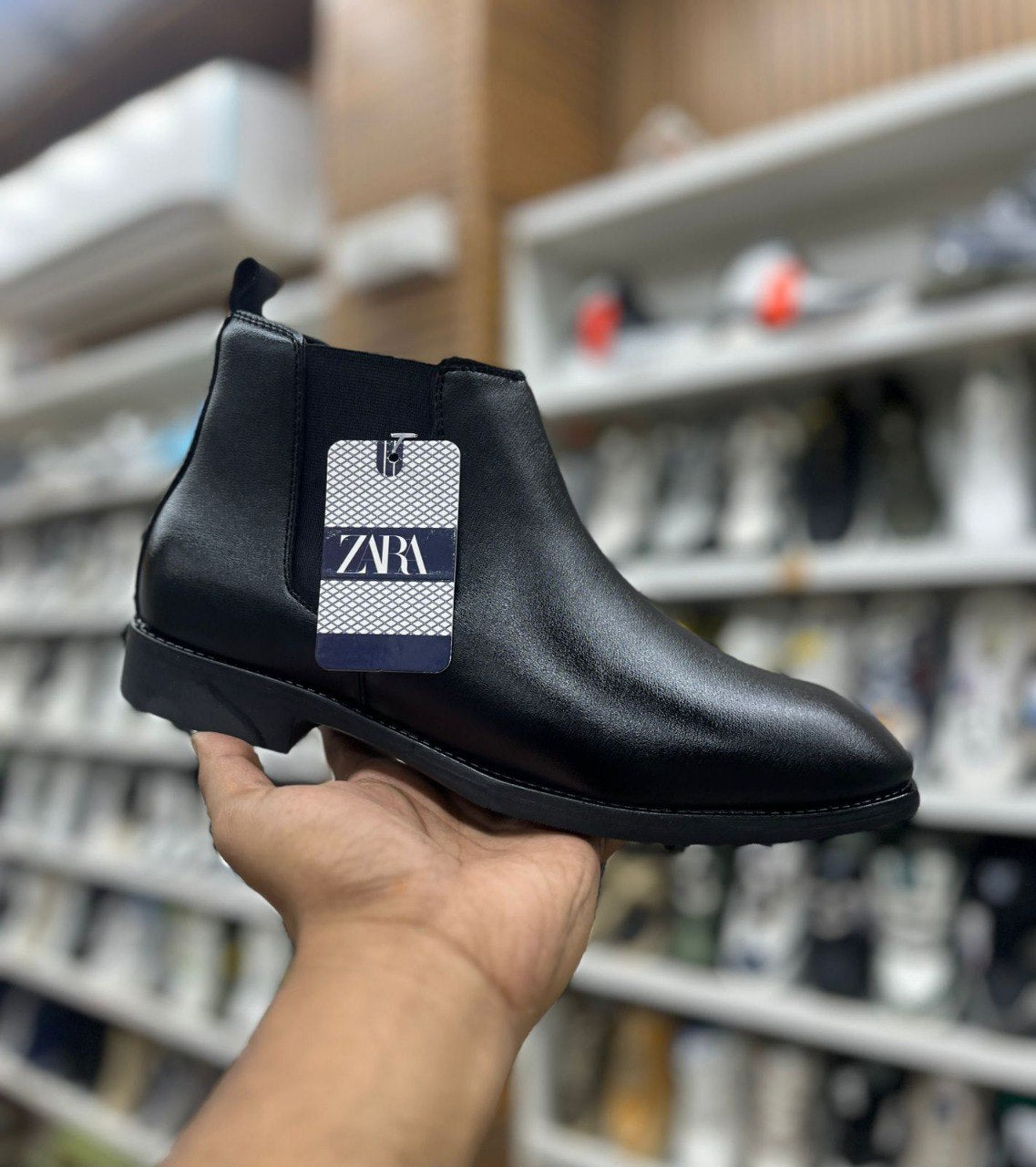 Zara Men's Black Smooth Chelsea Boots - Formal