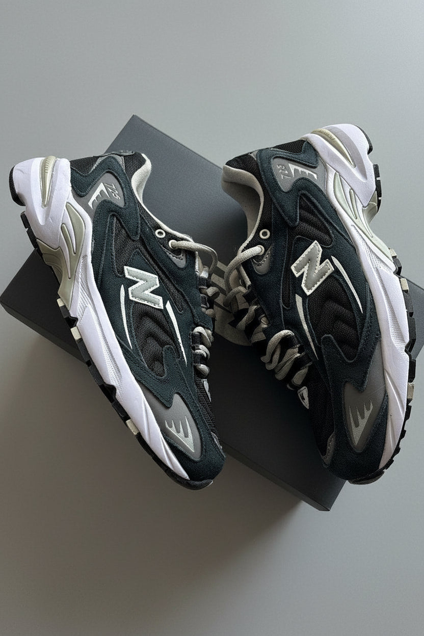 New Balance 725 Mesh & Suede Shoes
