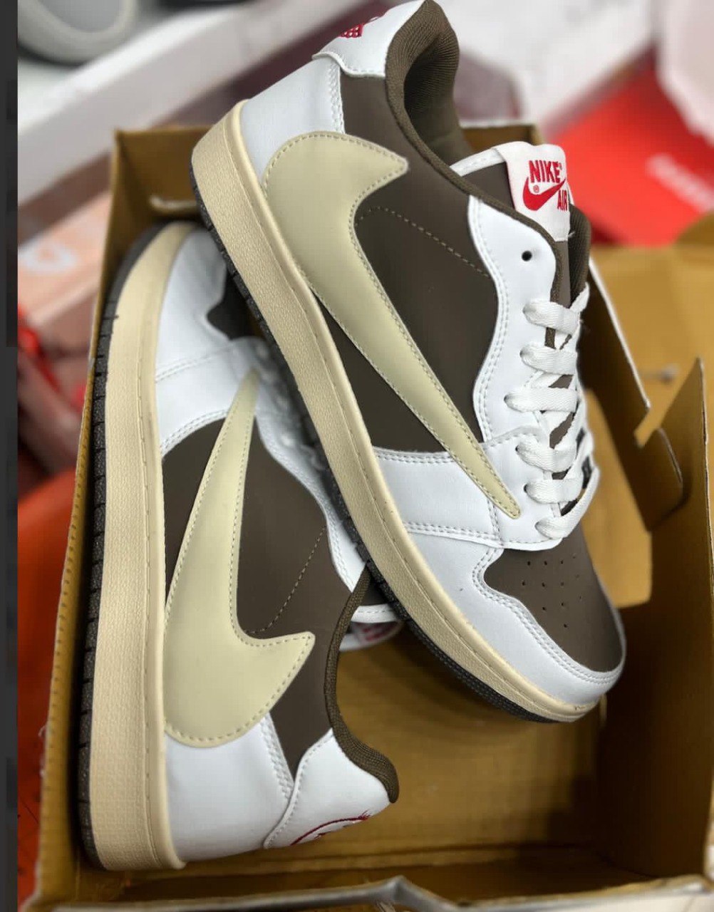 Nike Air Jordan 1 Low x Fragment Design x Travis Scott Unisex Sneakers