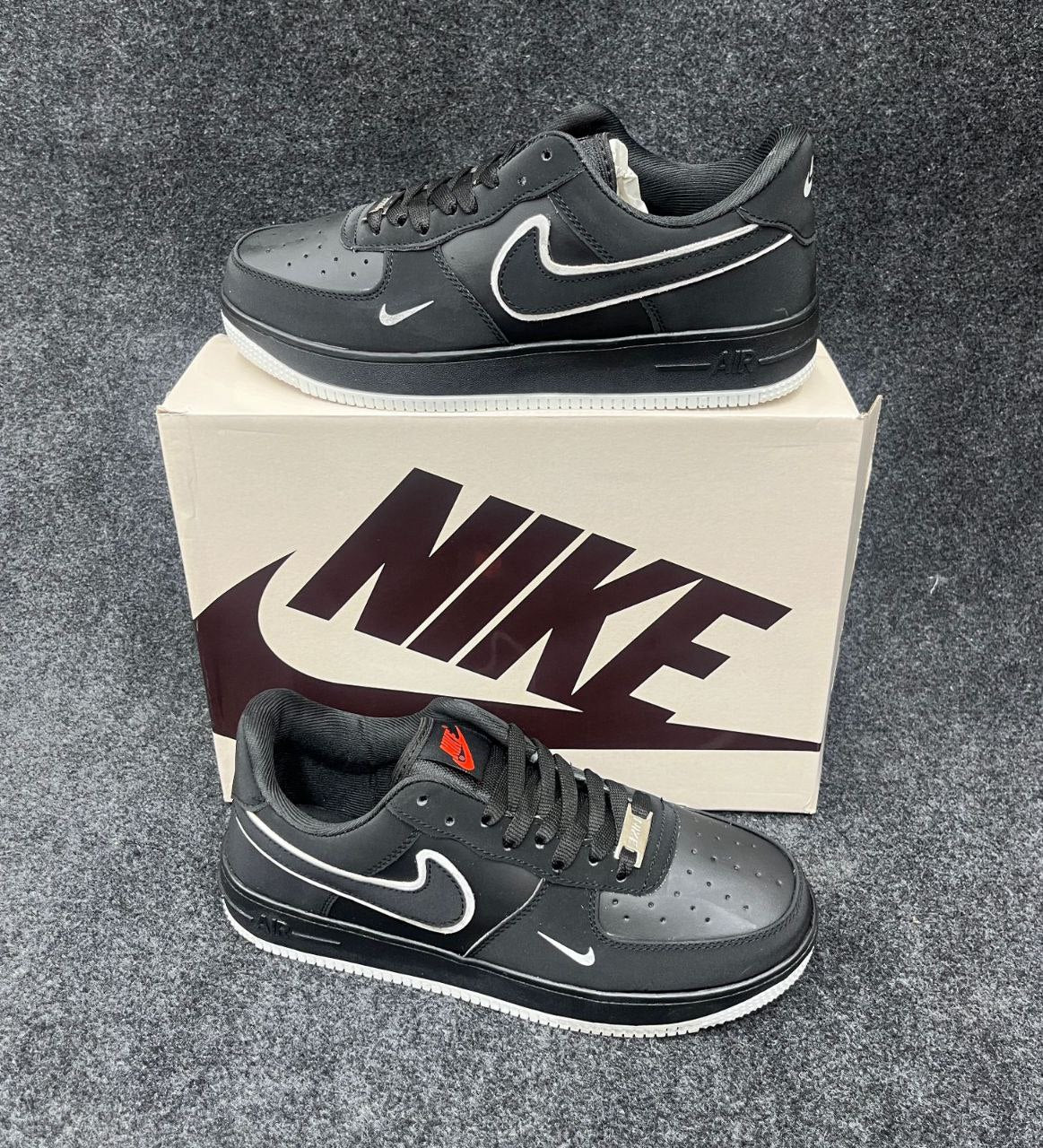 Nike Air Force 1 Low