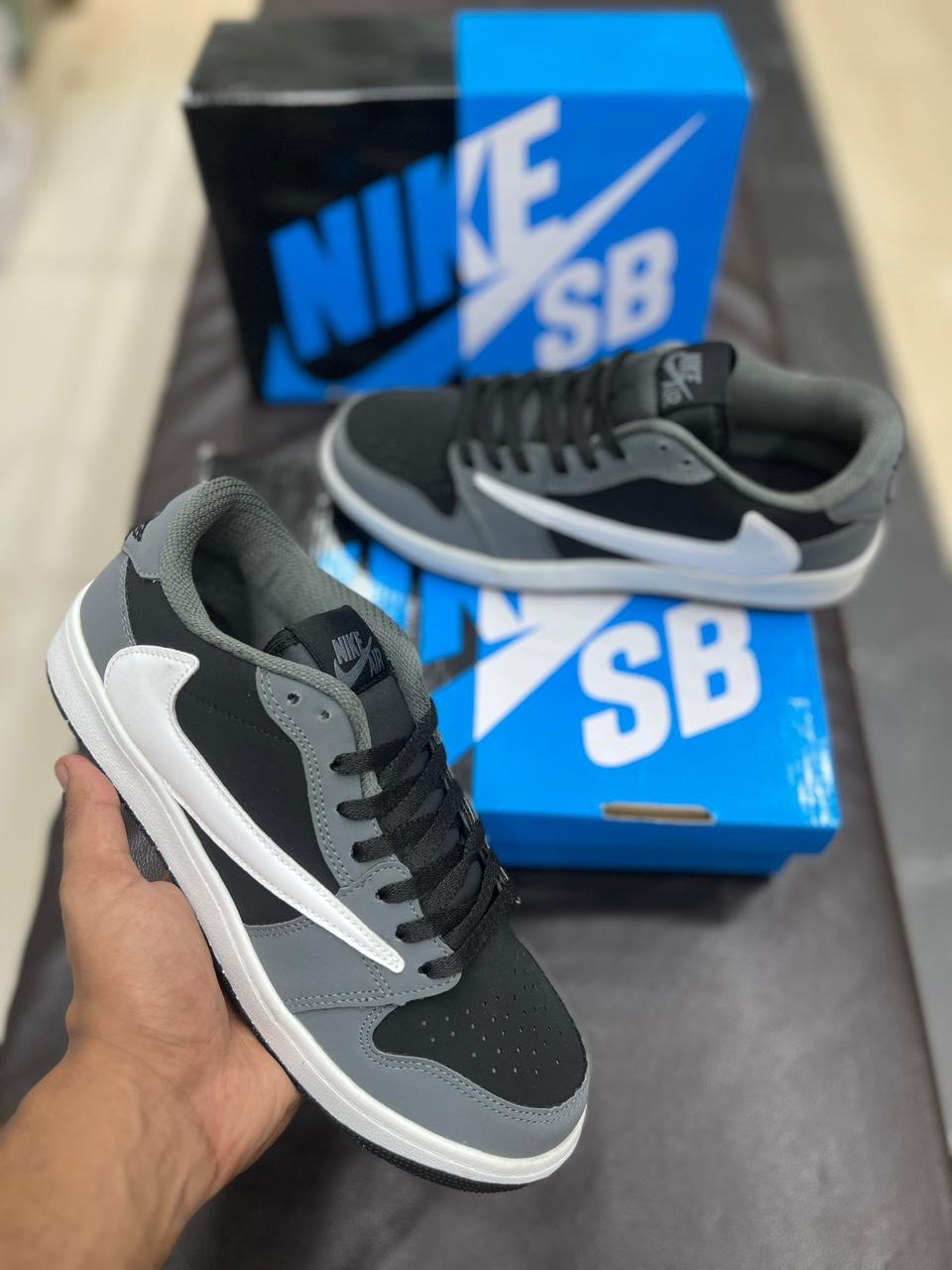 Nike Air Jordan 1 Low x Fragment Design x Travis Scott Unisex Sneakers