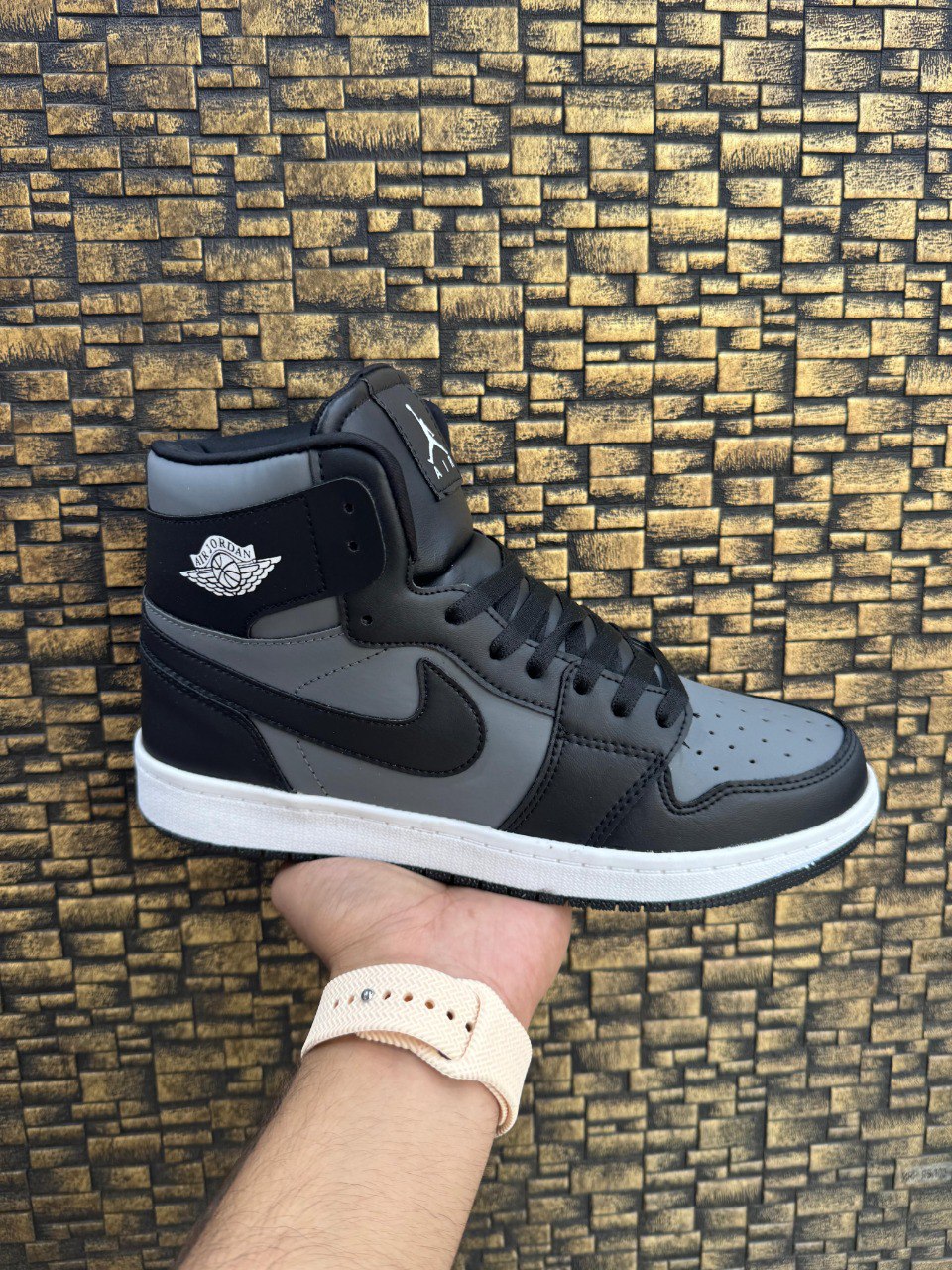 Nike Air Jordan 1 Retro